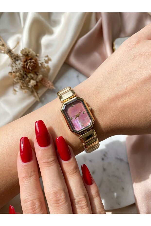 MODEL KADIN SAATİ - 2