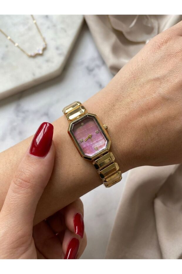 MODEL KADIN SAATİ - 3