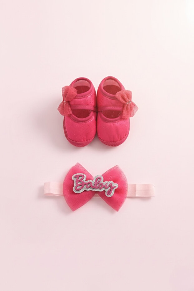 Fuchsia Baby Glitter Bow Detail Bandana Newborn Booties