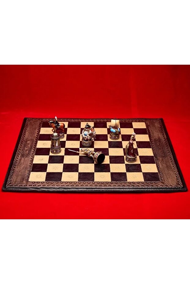 منصة لعب الشطرنج مصنوعة يدويًا من الجلد، مقاس 58×48 سم