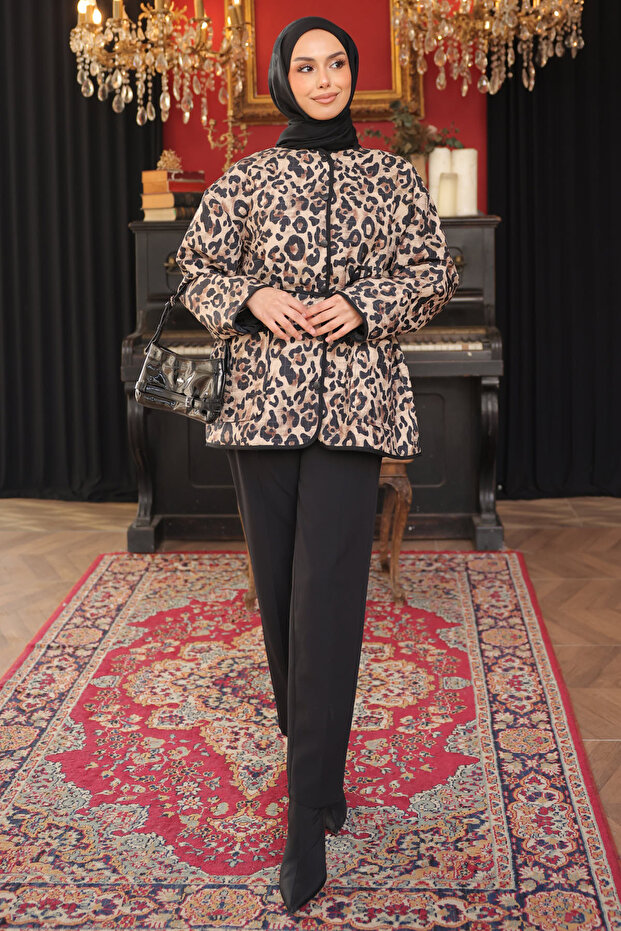 سترة مزخرفة بنمط المنك مع أزرار كبس - 3