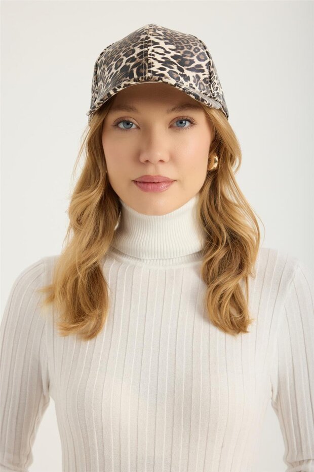 قبعة منقوشة بنمط الفهد - 1