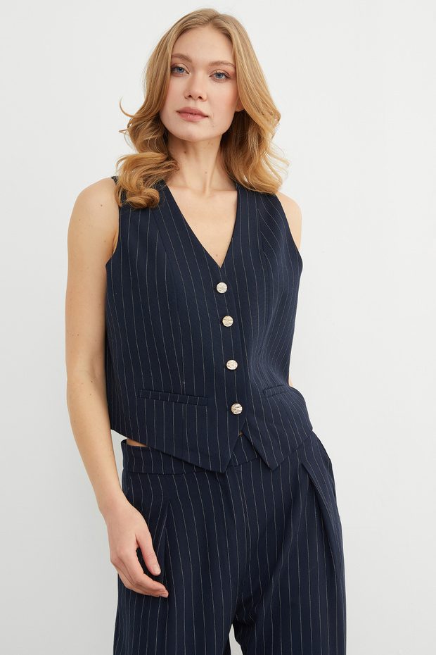 سترة مخططة بأزرار - 6