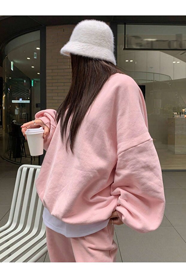 Plain Circular Neck Women's Sweatshirt