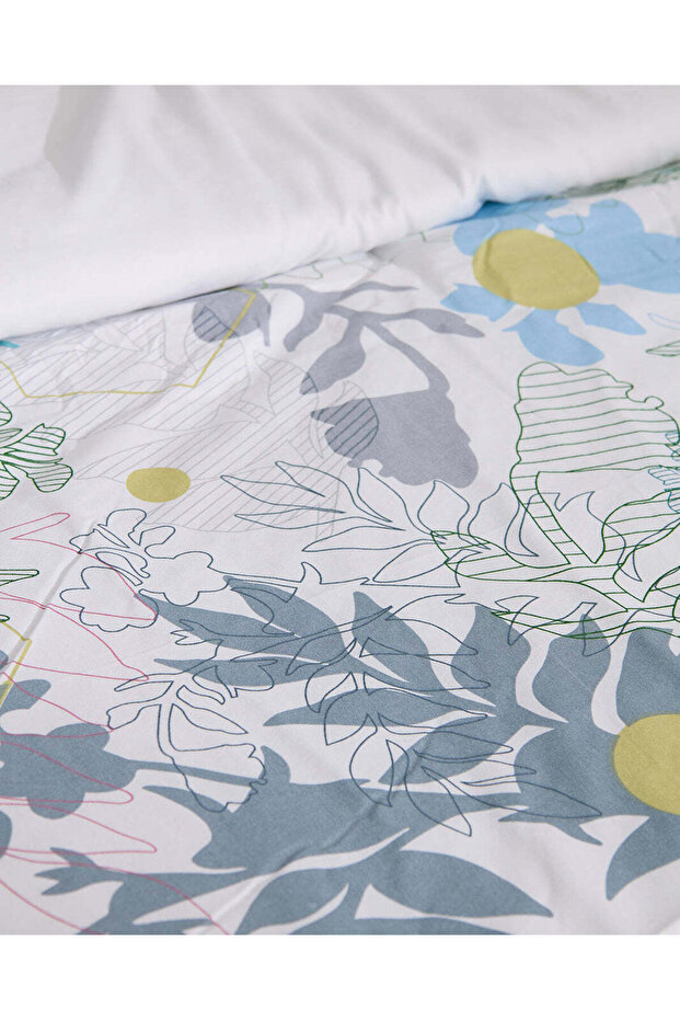 Multicolour 4 Piece Leaf Printed Comforter Set (Double Size) - 5