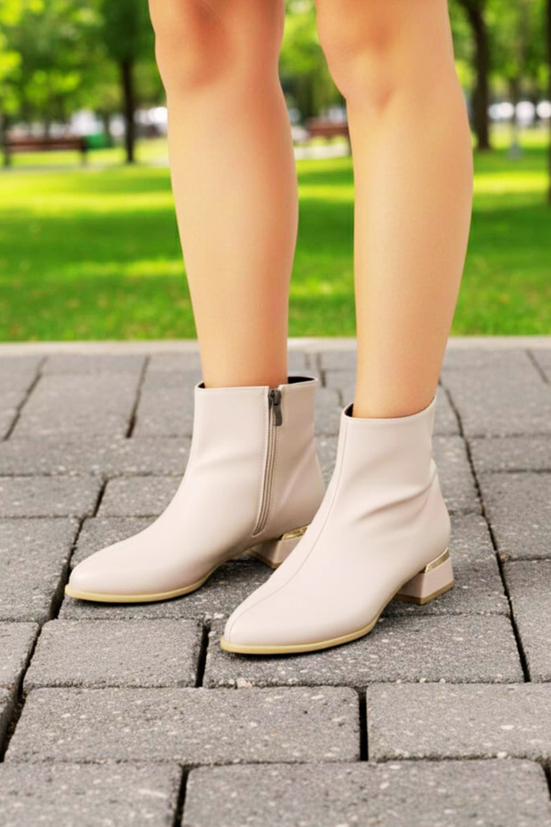 Women's Beige Skin Plain 3 cm Heeled Pointed Toe Boots Nk1164