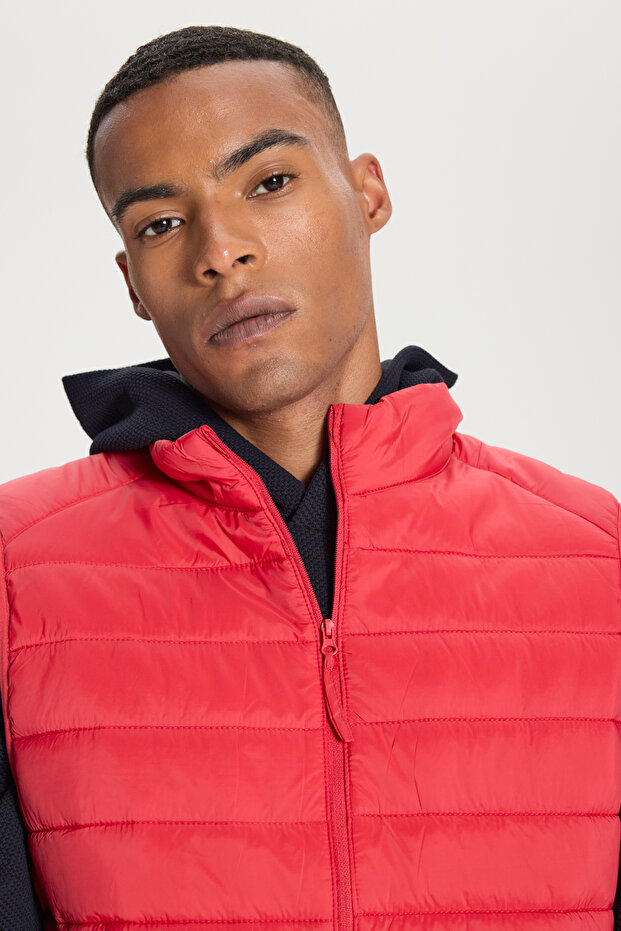 Red Inflatable Windproof Portable Warm Fiber Ultra-Light Vest with Bag - 6