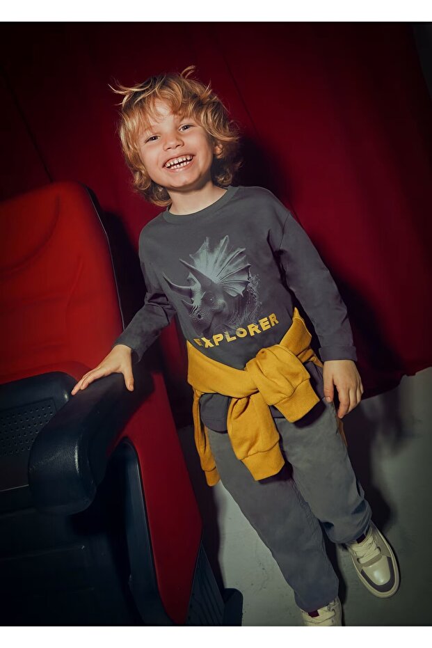 Boy's Long Sleeve Tshirt