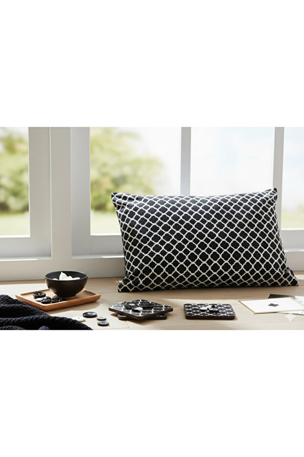 Patterned Pillow Case | 1 Piece | Cotton | 50X70 cm