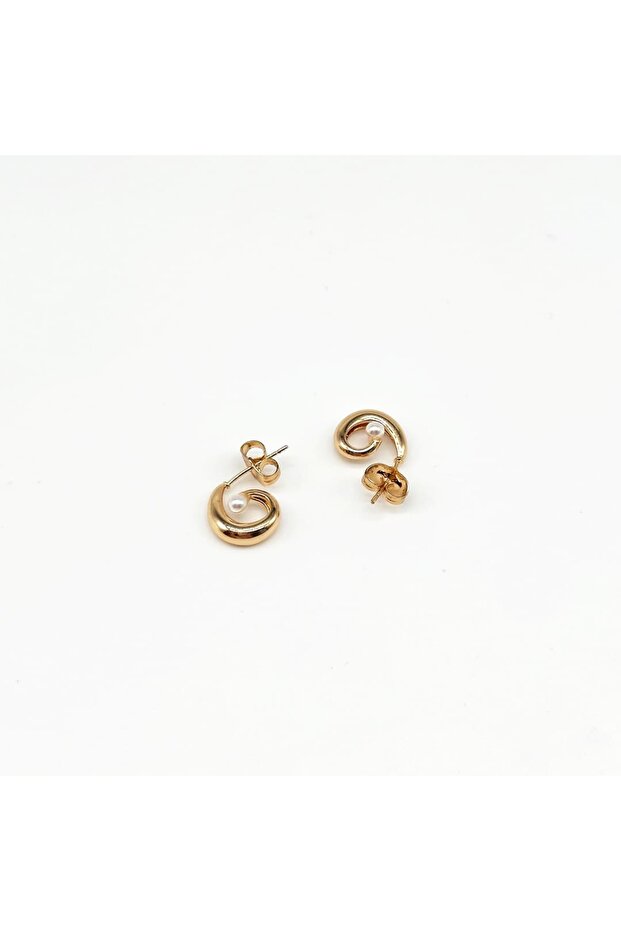 Stud Curved Pearl Earrings