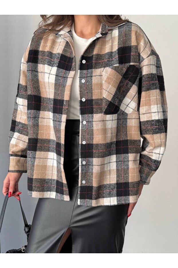 WOMEN'S PLAID POCKETED OVERSIZE RELAXED FIT FLANNEL SHIRT SGT1008