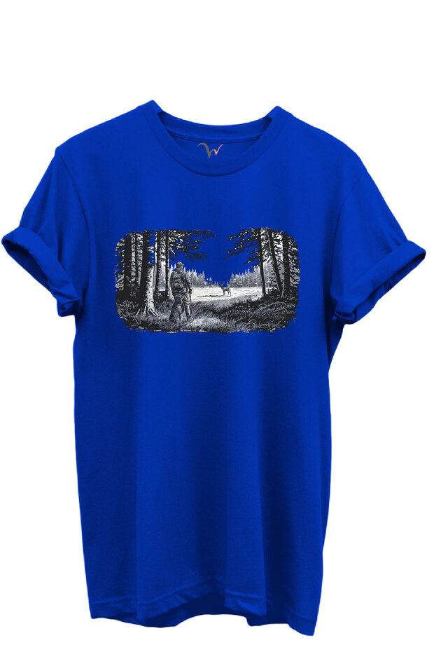Hunter and Deer Forest Landscape Illustration Printed 100% Cotton Regular Fit Crew Neck Unisex T-Shirt