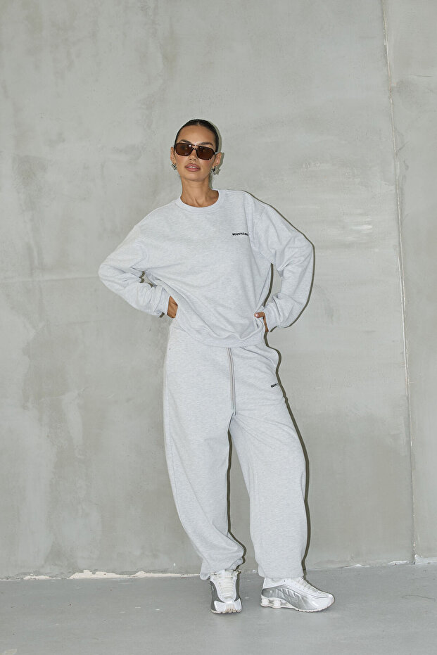 Basic Sweatshirt Ve Jogger Pantolon Takım - 2