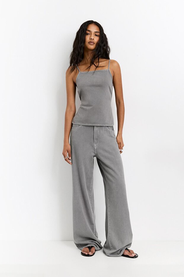 Sırtı açık top - 3