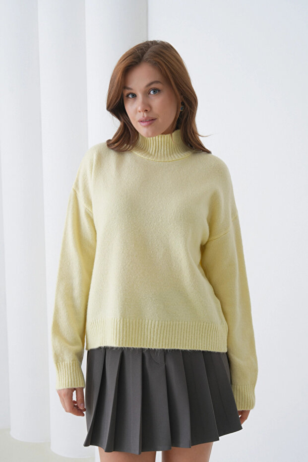 Women's Turtleneck Soft Textured Loose Knit Sweater 8488Sw