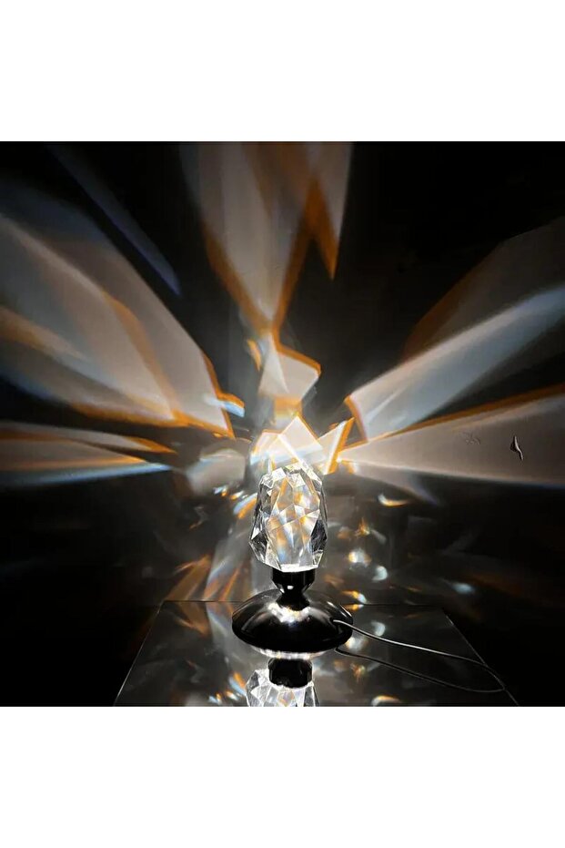 مصباح طاولة كريستالي، إضاءة ديكورية تضفي أجواءً مميزة - 6
