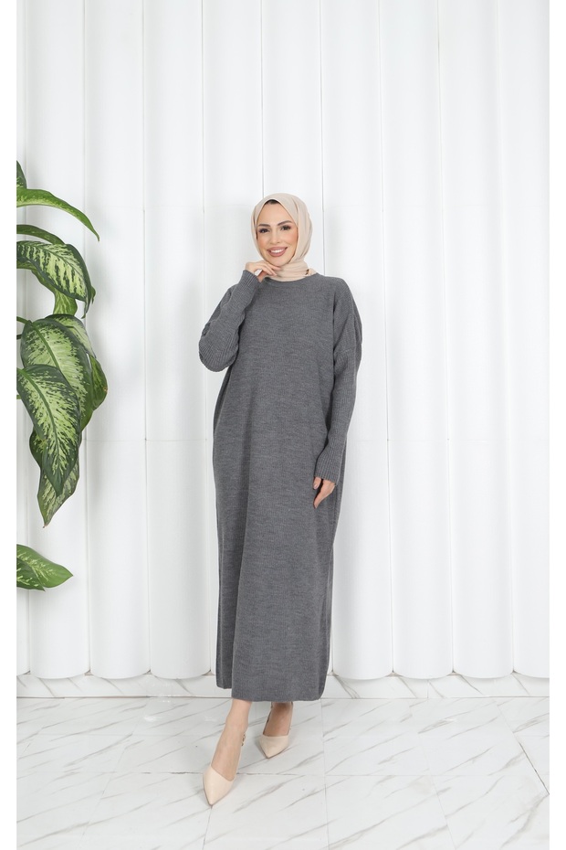 Bat sleeve ribbed knitted dress