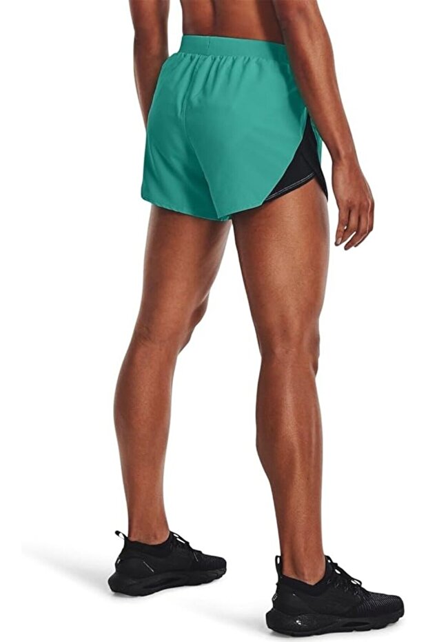 Kadın UA Fly By 2.0 Şort - 4