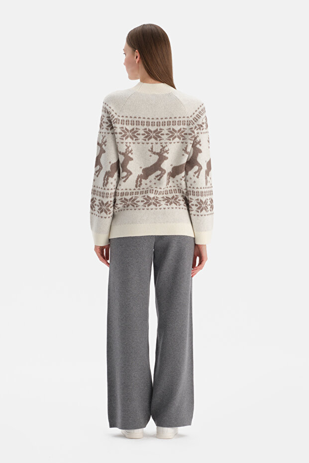 Ecru Deer Patterned Christmas Sweater - 3