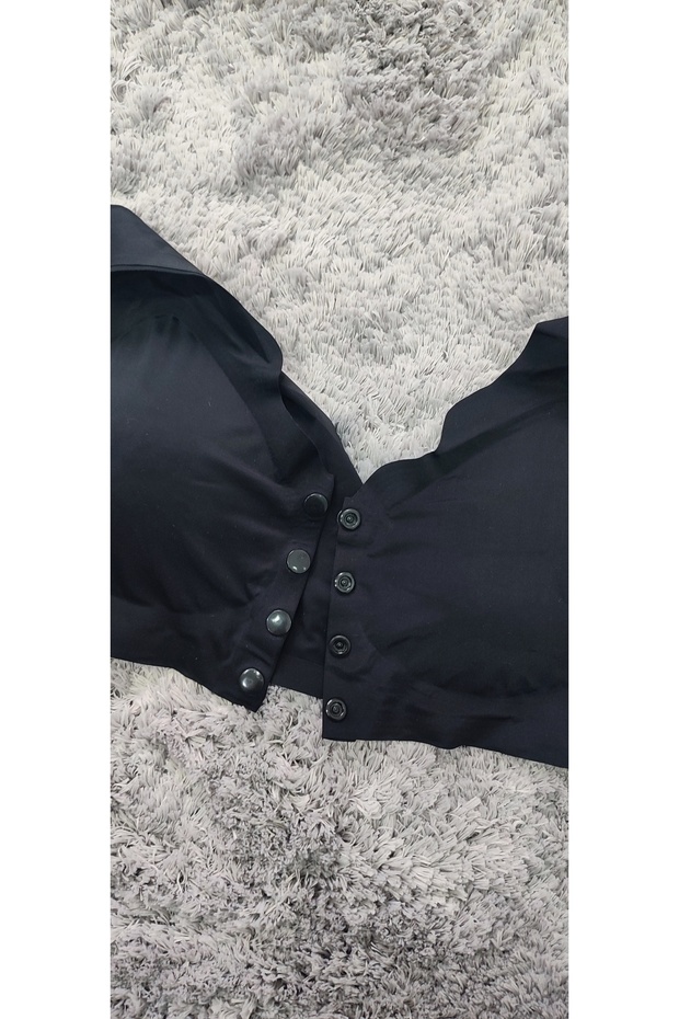 Plus Size Stitch-Free Sports Bra with Snap Front Closure and Black Padding - 4