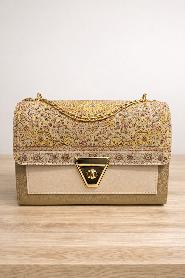 Patterned Shoulder Bag - Elegant and Classic Style