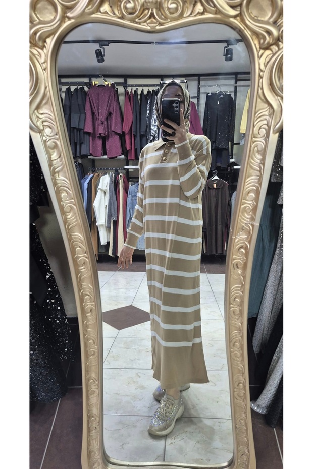 Çizgili polo yaka elbise - 1