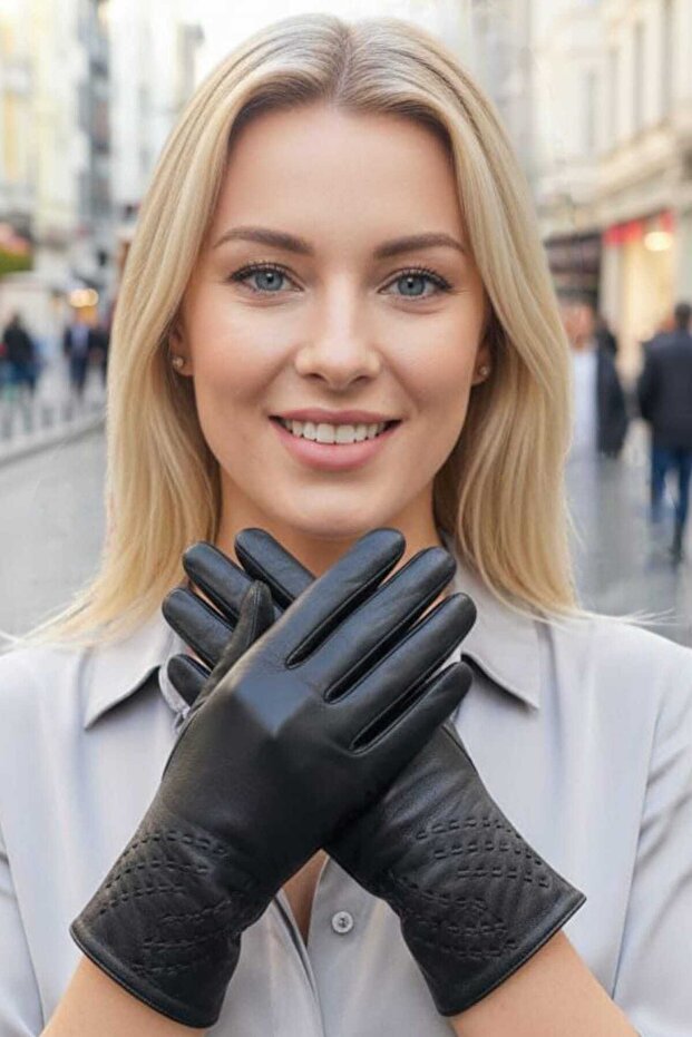 Women's Zigzag Embroidered Lined Genuine Lambskin Leather Gloves