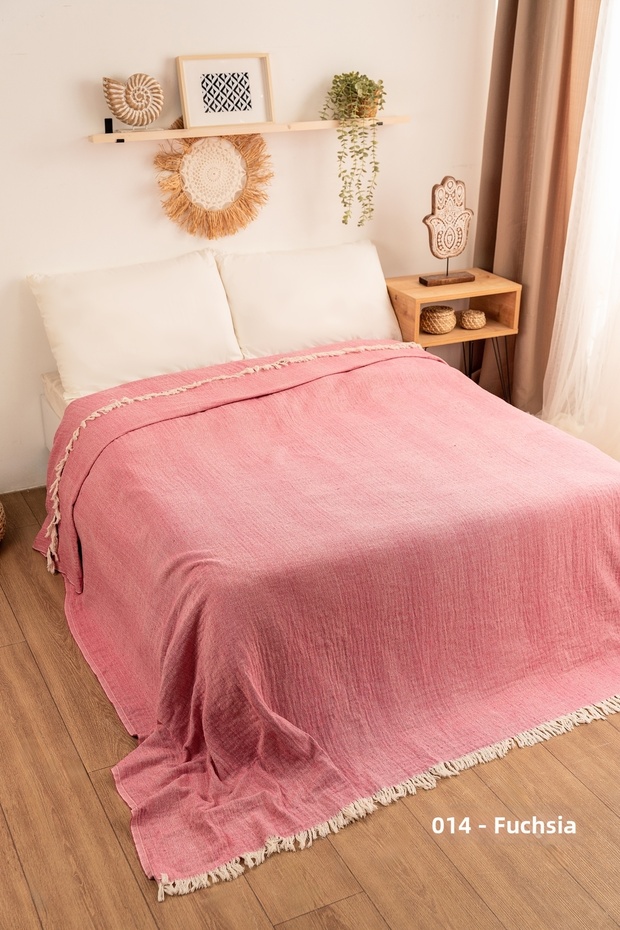 Muslin Piquette and Bedspread