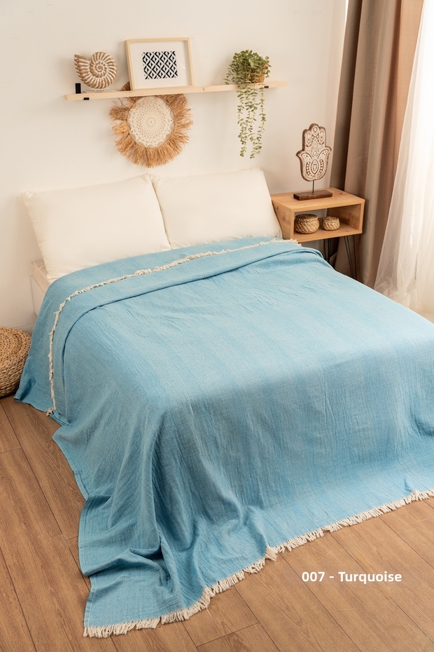 Muslin Piquette and Bedspread
