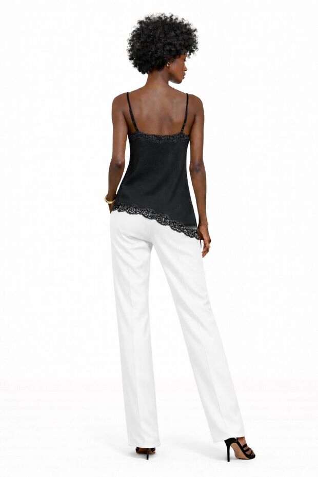 Asymmetrische Bluse mit Spitzendetail - 2
