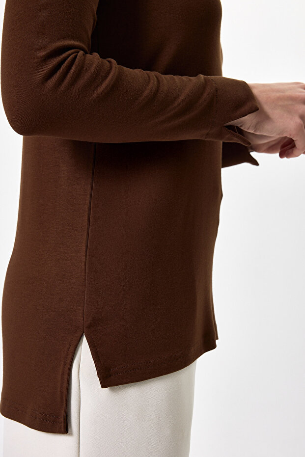 قميص بني برقبة دائرية شق تونيك 8229A - 4