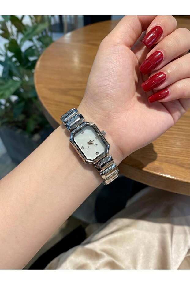 SWAROWSKİ MODEL KADIN SAATİ - 2