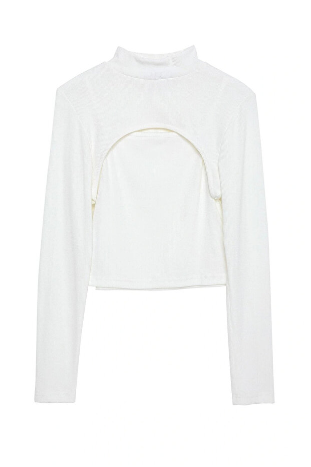 بلوزة من قطعتين باللون البيج - 2