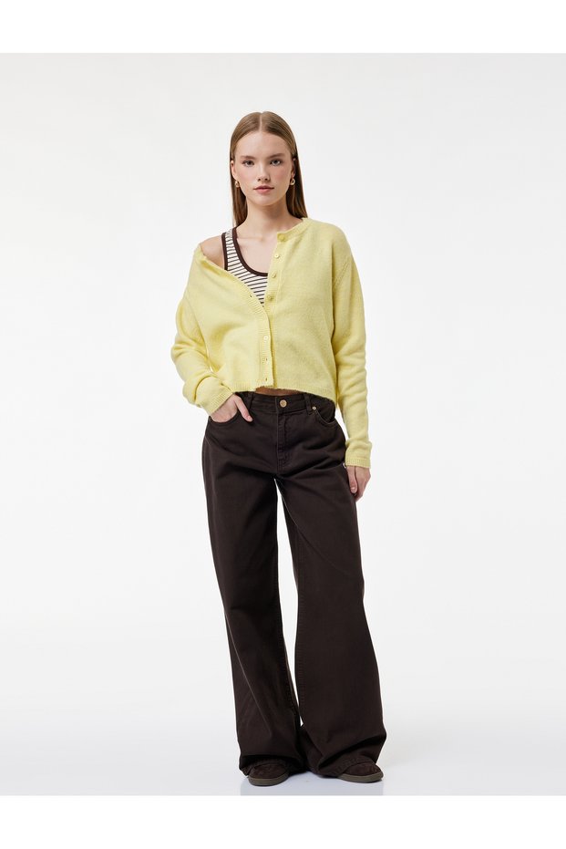 Crew Neck Button Detailed Basic Knitwear Cardigan
