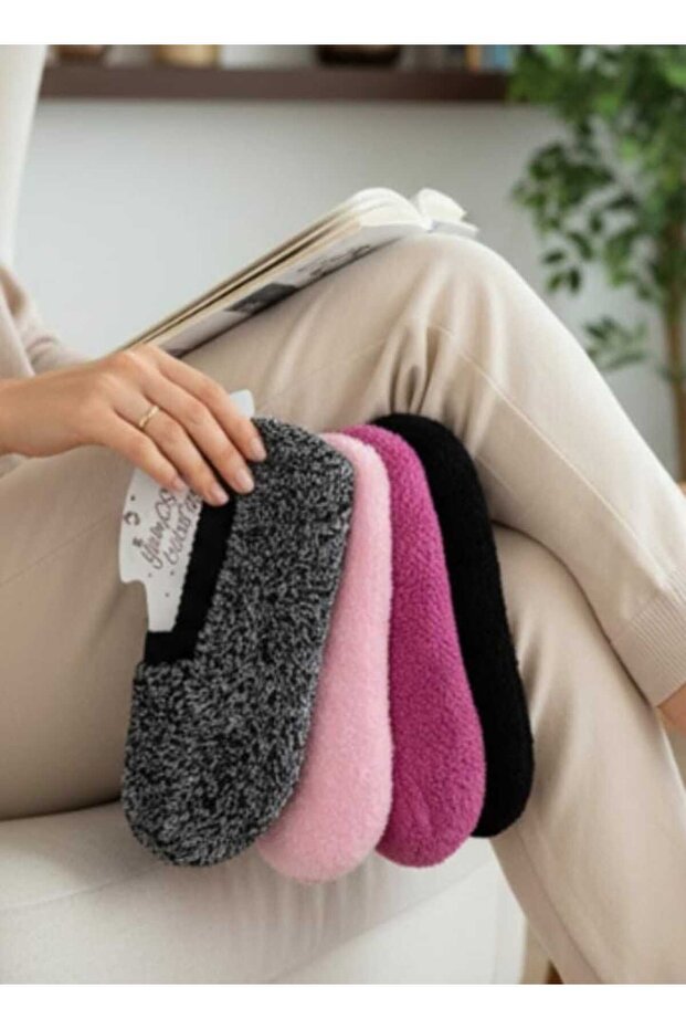 Practical and Usable Dowry-Like Soft, Plush Women's Booties, (Economical Pack of 4) 35/39 Size Compatible