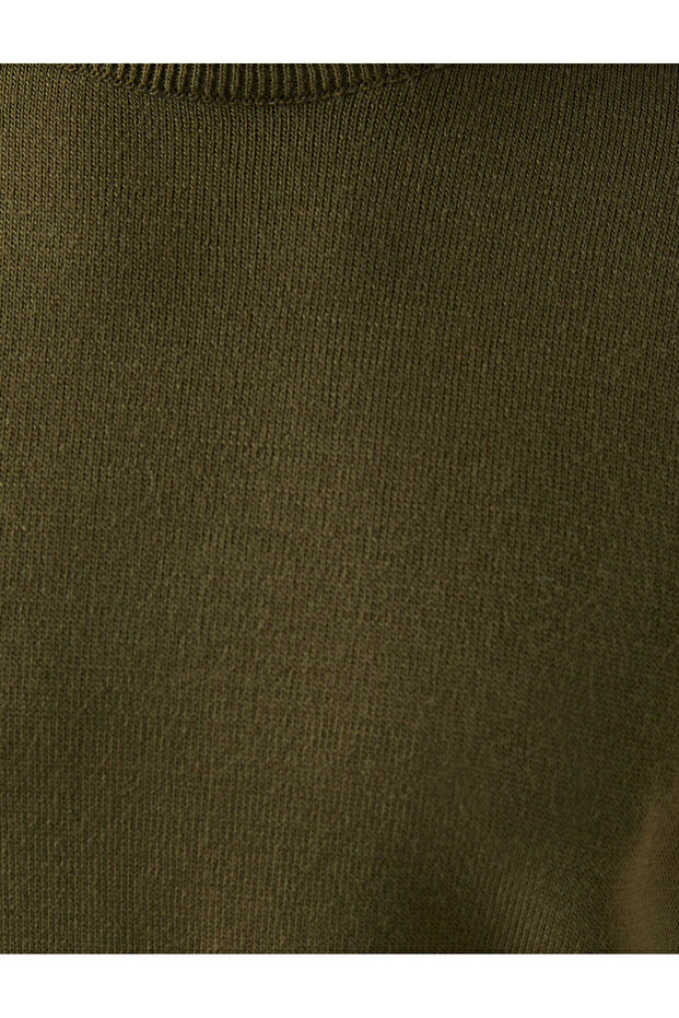 Basic Sweater Crew Neck - 6