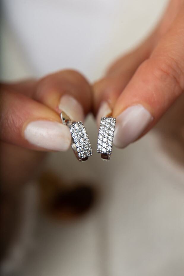 Women's Gray Stone Detailed Earrings