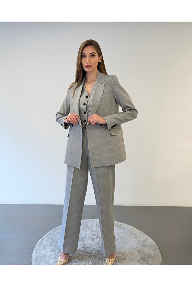 Prémium női csíkos szürke kabát, mellény és nadrág 3 részes szett – Modern irodai elegancia - 2