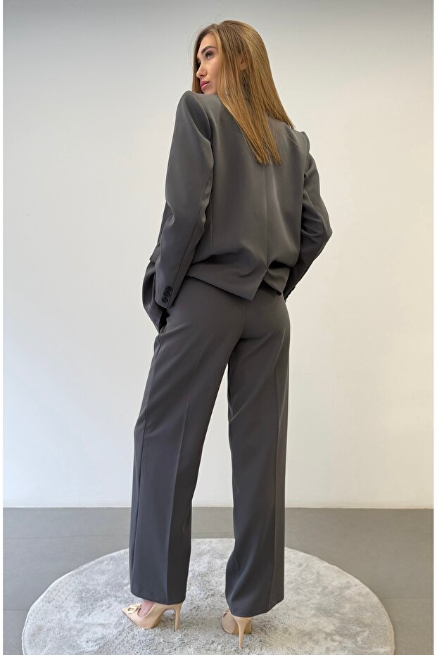 Limitált kiadású női kabát, mellény, Palazzo nadrág, antracit 3 részes szett – Irodai és stílusos összeállítás - 4