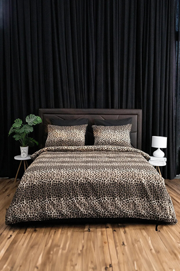طقم غطاء لحاف مزدوج بنقشة الفهد - بدون ملاءات - 4