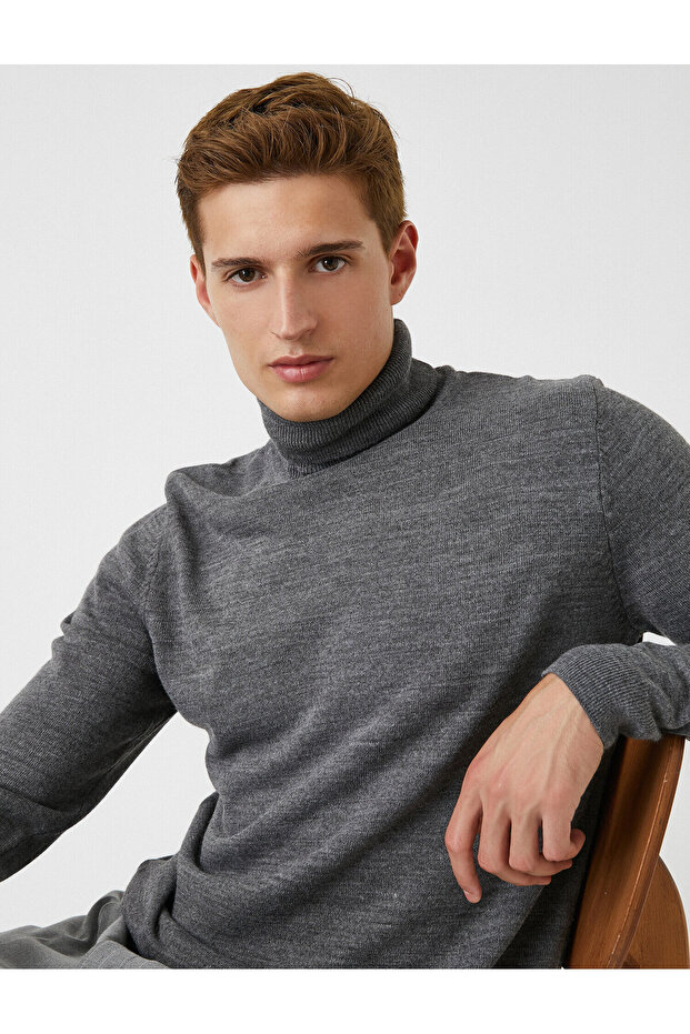 Turtleneck Sweater Basic - 1