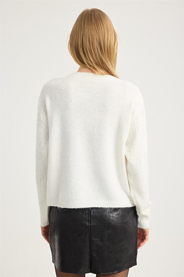 Kırma Boncuklu Triko - 5