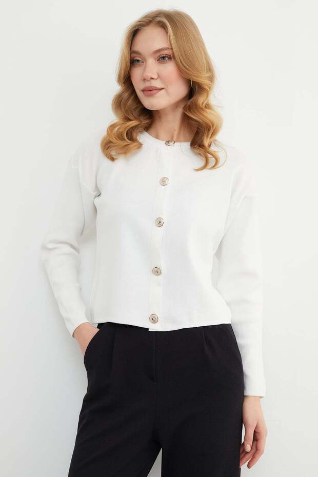 Basic Düğmeli Bisiklet Yaka Triko Hırka - 1