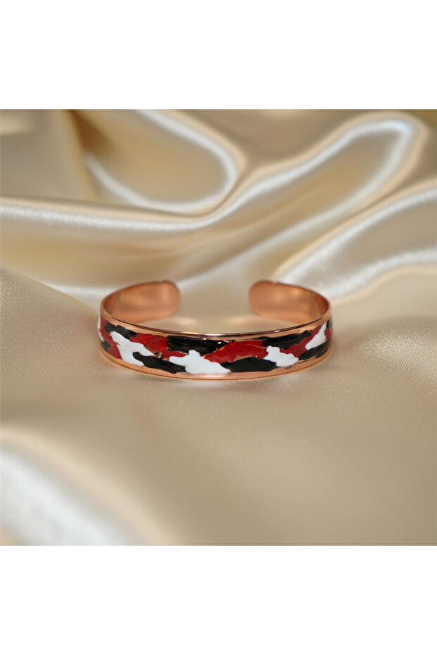 سوار نحاسي من فليم ماين - 4