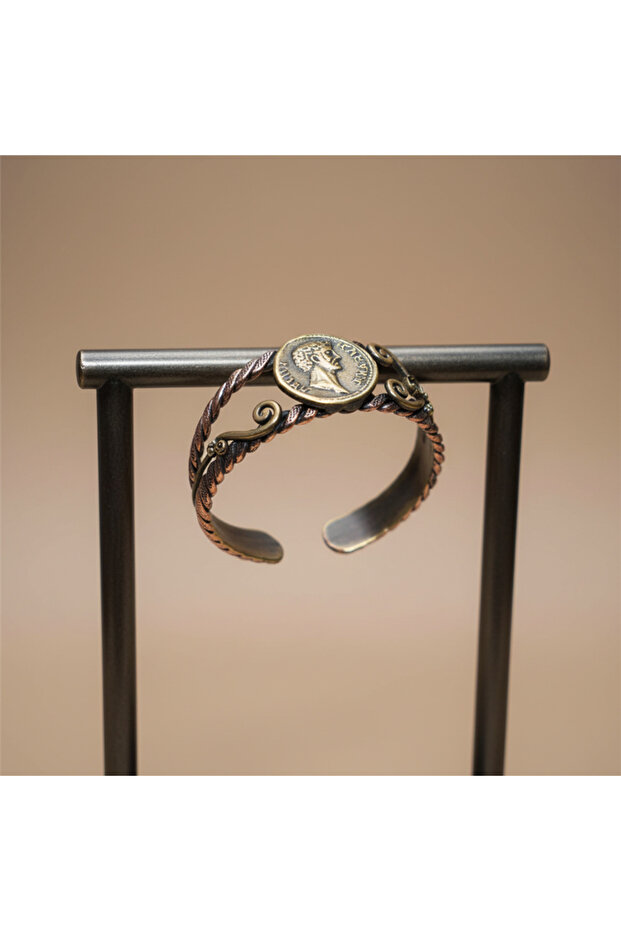 سوار عملة قيصر - 2