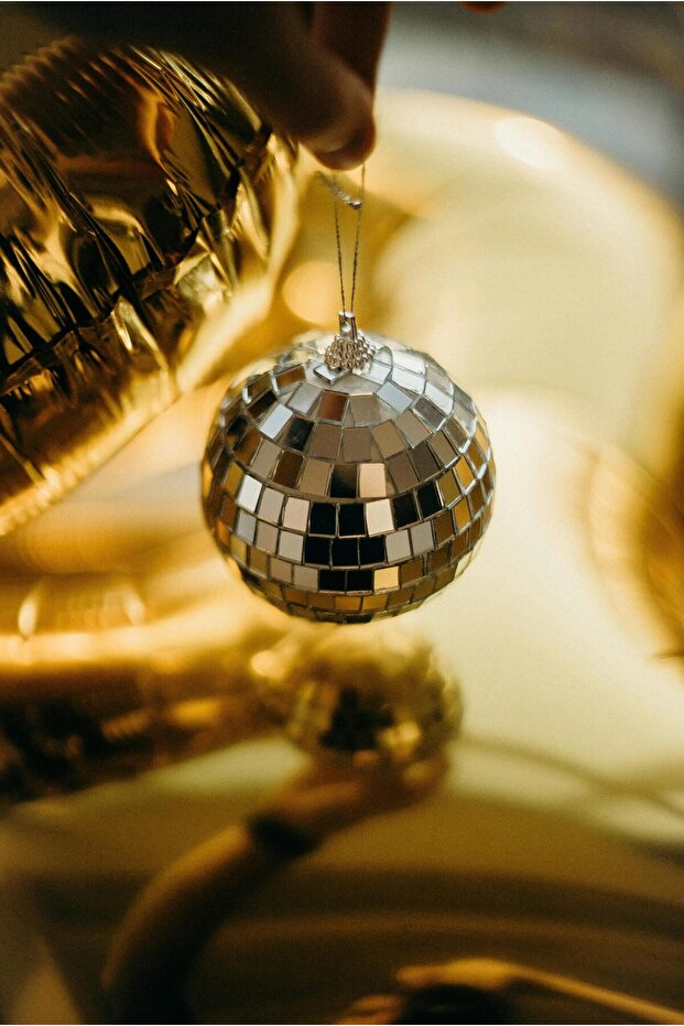Mirror Disco Ball – Reflective Glass Party Decoration, Hanging Loop, Sparkling Effect, 8cm