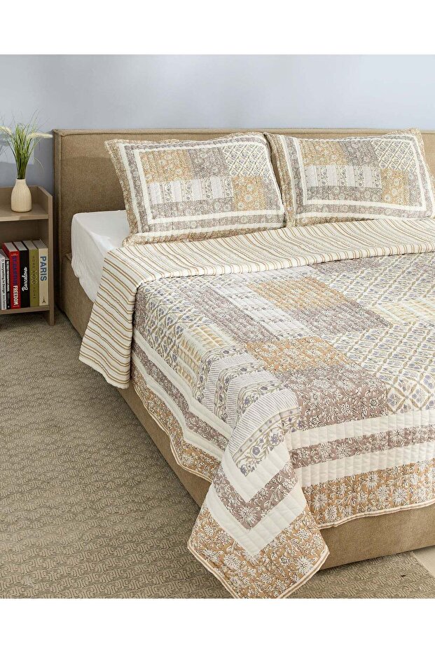 Beige 3 Piece Patchwork Printed Quilt (Double Size) - 1