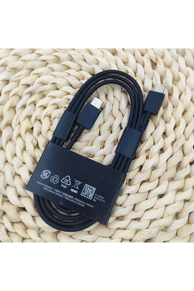 كابل USB-C أسود بطول 1 متر لـ S25 S24 Ultra، سلك شحن سريع جداً بقوة 45 واط وتيار 3 أمبير