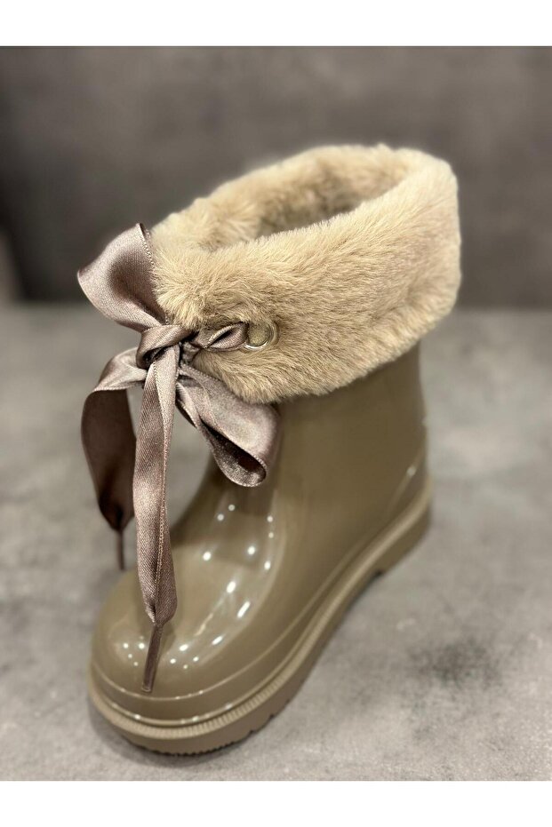 WATERPROOF RAIN BOOT - 3