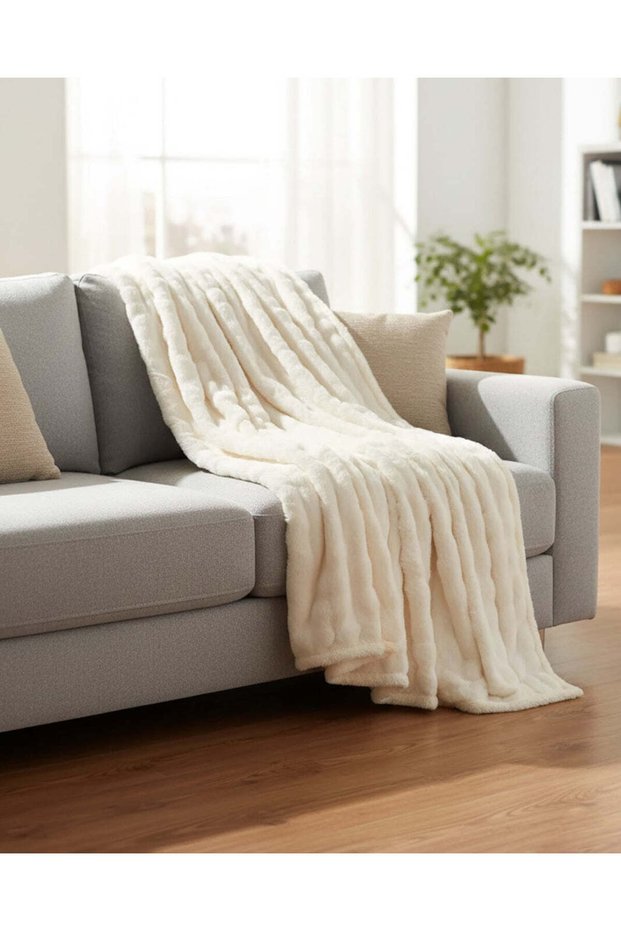 Ivory Reversible Blanket (Single)